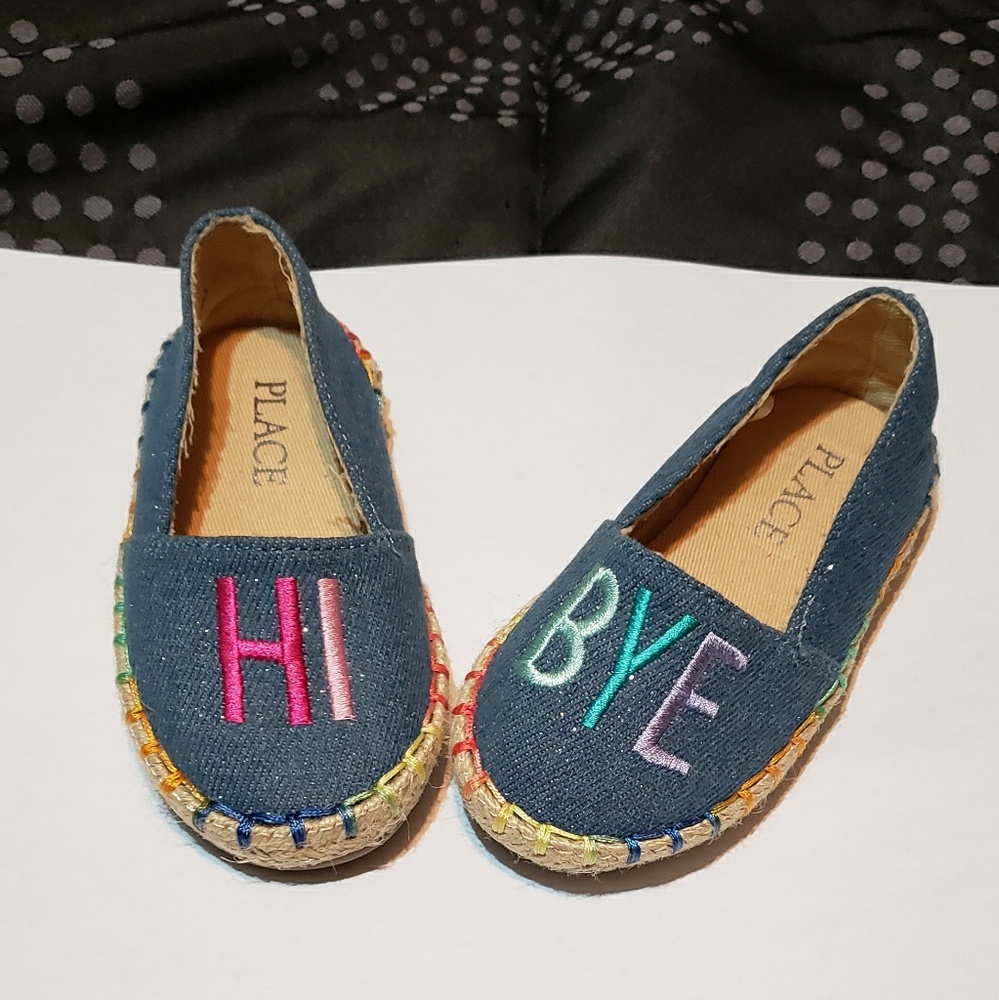 Toddlers  shies5 size 5